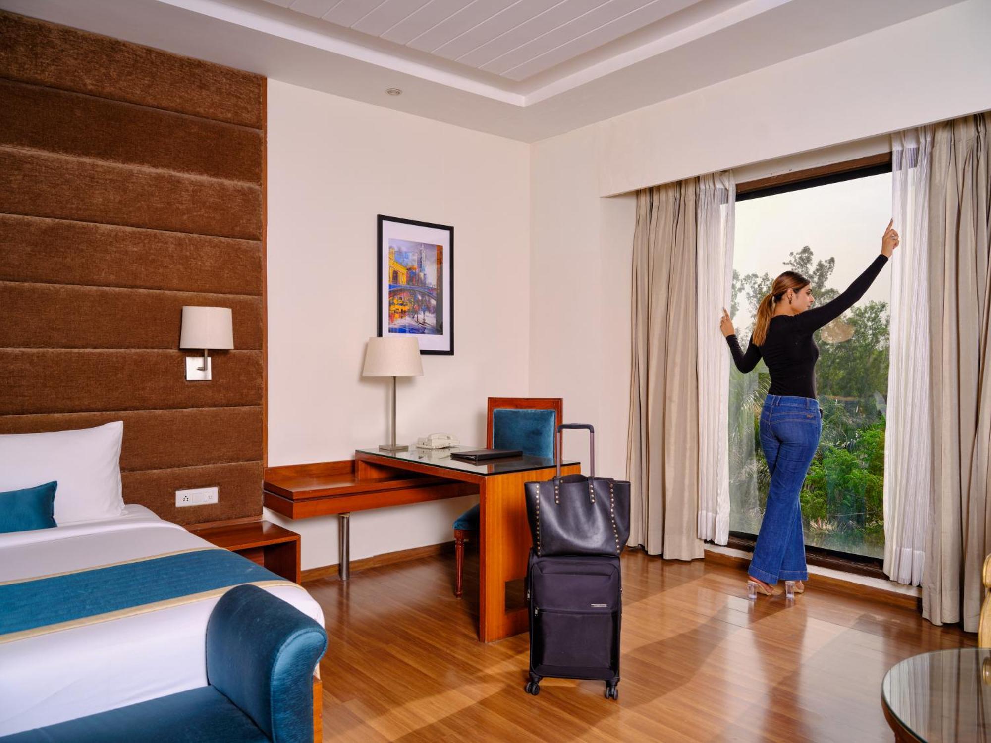 Best Western Country Woods Ambala Exterior photo